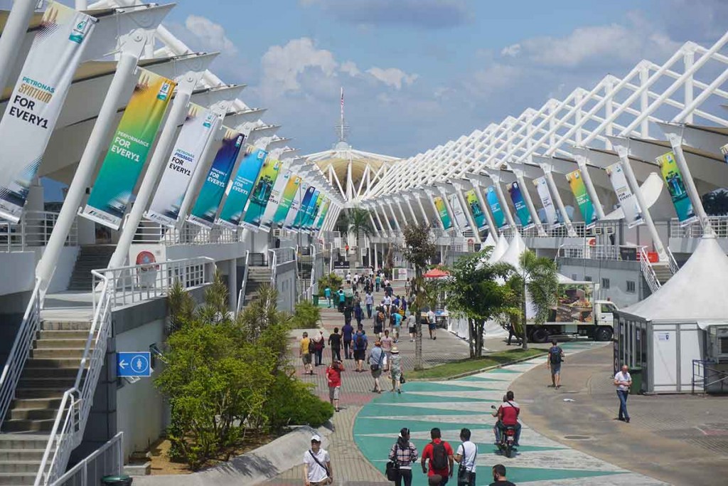 The pedestrian concourse between Sepang’s Main Grandstand wings