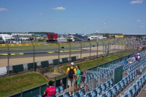 stowe a right