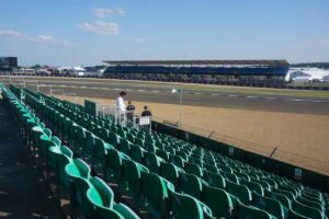 view grandstand left
