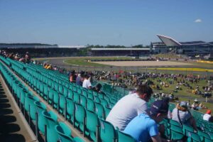 vale left